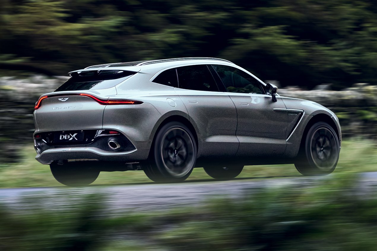 Olcsó belépőverziót kapott az Aston Martin DBX 1