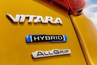 Full hibrid hajtást kap a Suzuki Vitara 5