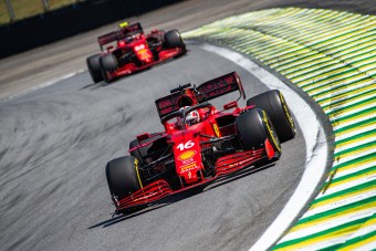 F1: Fájdalmas veszteség érheti a Ferrarit 