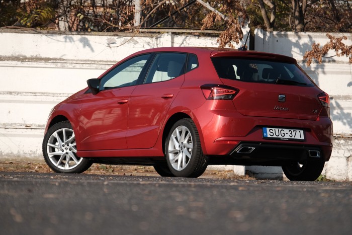 Szerethető kis spanyol, csinos testtel, értékes belsővel – SEAT Ibiza teszt 12
