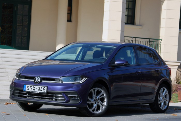 Ünneplőben sem engedi el magát a 8,9 milliós VW Polo 10 Ünneplőben sem engedi el magát a 8,9 milliós VW Polo 10