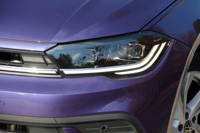 Ünneplőben sem engedi el magát a 8,9 milliós VW Polo 2 Ünneplőben sem engedi el magát a 8,9 milliós VW Polo 2