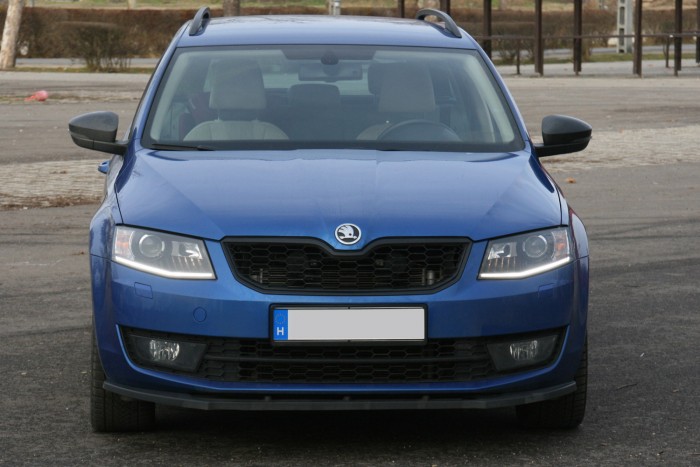 Lejárt a gyári garancia, tönkrement az autó: a számla összege 2,6 millió 3