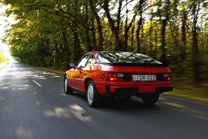 Addig volt olcsó, amíg nem értették – Porsche 924 S, 1988 10 Addig volt olcsó, amíg nem értették – Porsche 924 S, 1988 10