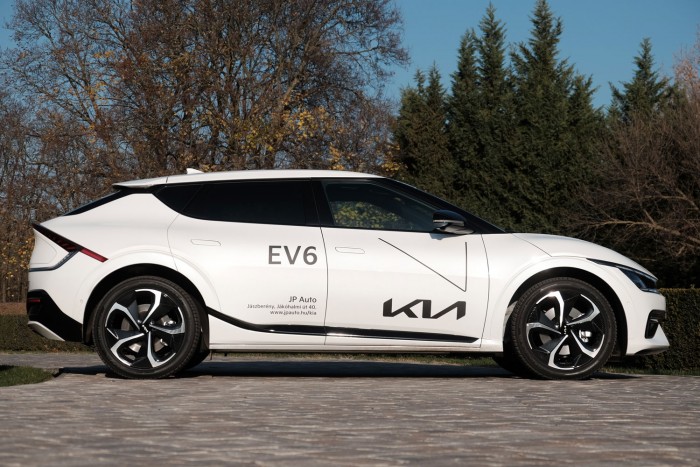 Itt a második, tisztán elektromos Kia, az EV6 58 Itt a második, tisztán elektromos Kia, az EV6 58