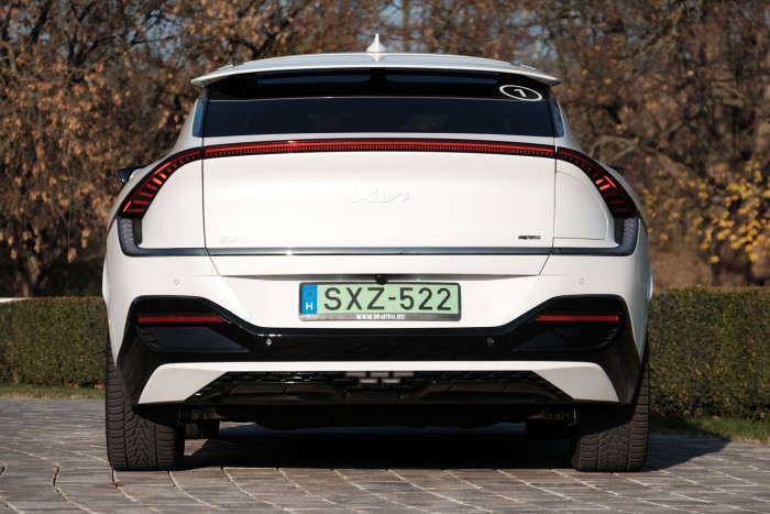 Itt a második, tisztán elektromos Kia, az EV6 17