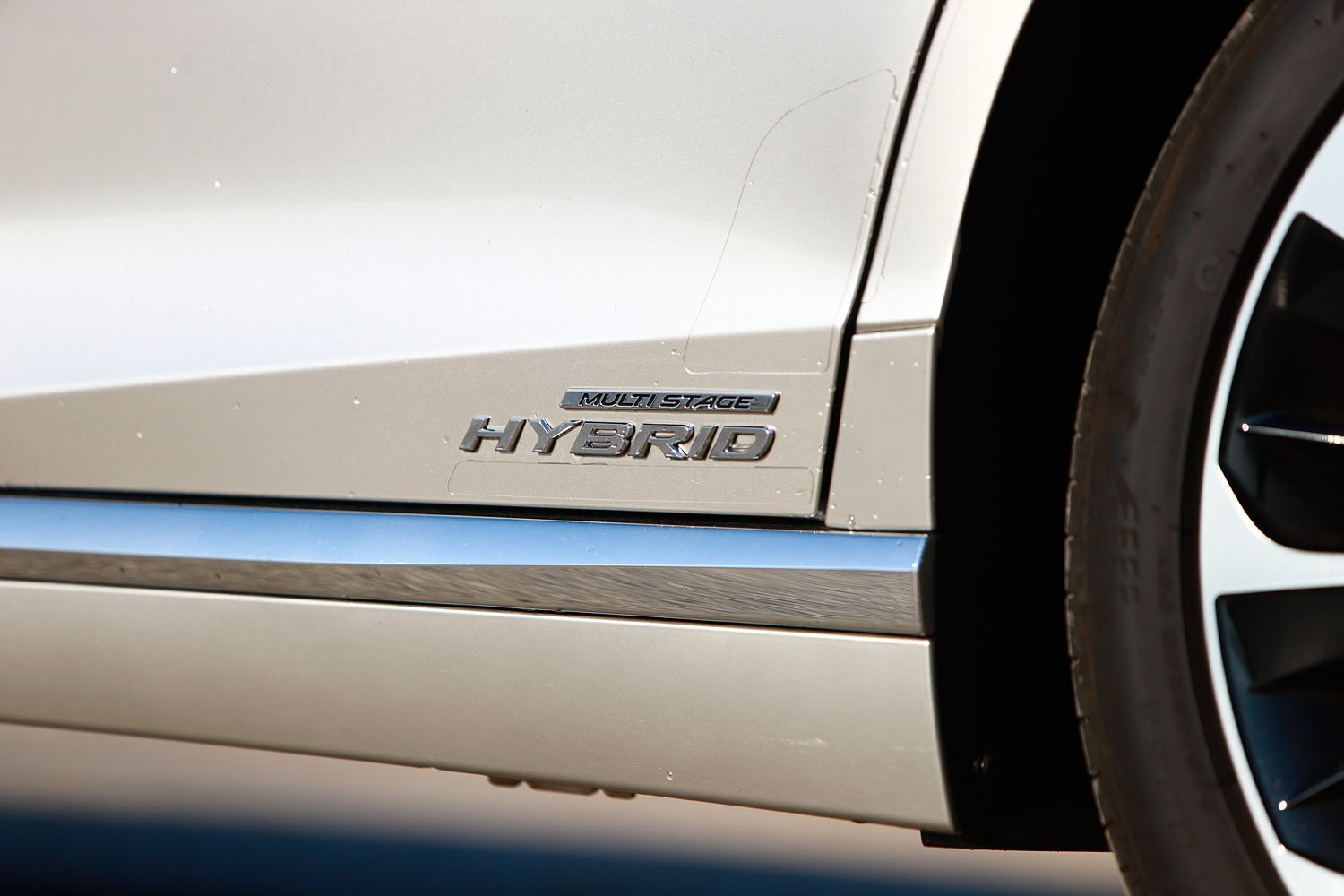 Vajon mennyi luxus fér bele 50 millióba? – Lexus LS 500h AWD 13
