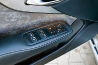 Vajon mennyi luxus fér bele 50 millióba? – Lexus LS 500h AWD 65