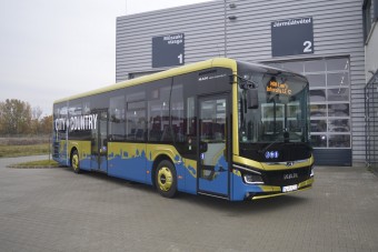 Ilyen busz még nem járt eddig Magyarországon