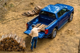 Videón a Ford új pickupja