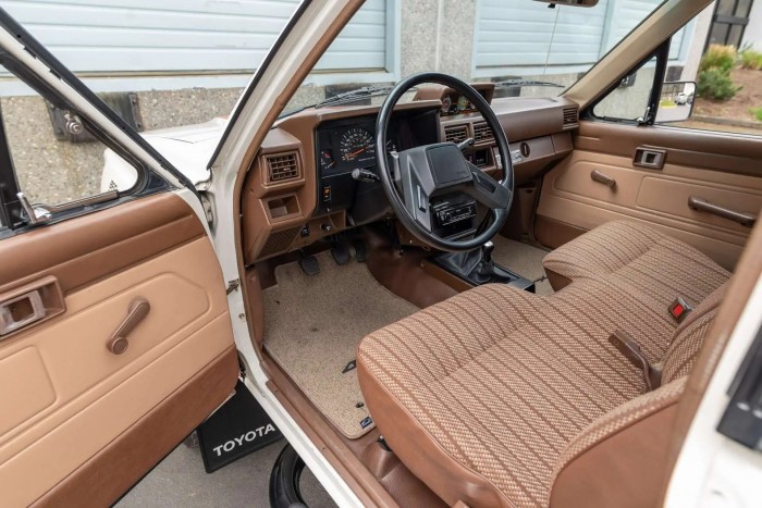 Visszautazhatsz a 80-as évekbe ezzel a pickuppal 7