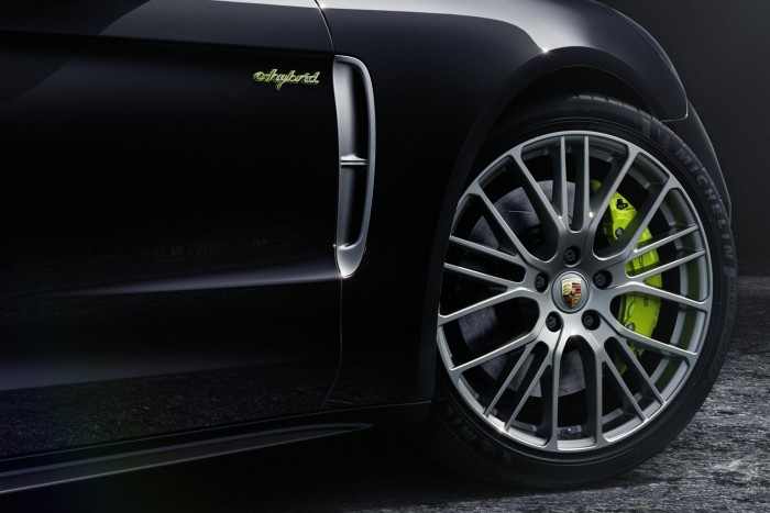 A luxusnál is igényesebb ez a Porsche 7 | Vezess A luxusnál is igényesebb ez a Porsche 7