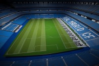 Elkészült a Real Madrid stadionja, de focizni nem lehet benne 1
