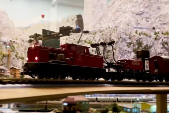 Rekordot döntött a 211 méter hosszú vasútmodell