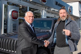 Jeep nagyköveti Wrangler premierben (x)