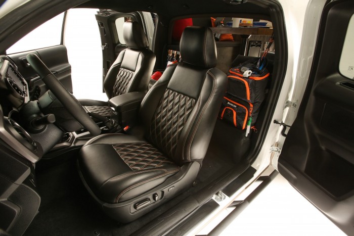 Nosztalgikus terep-lakóautó igényeseknek 10