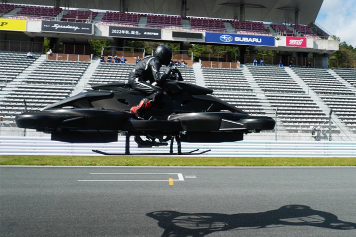 Már a levegőbe emelkedett a japánok repülő motorja