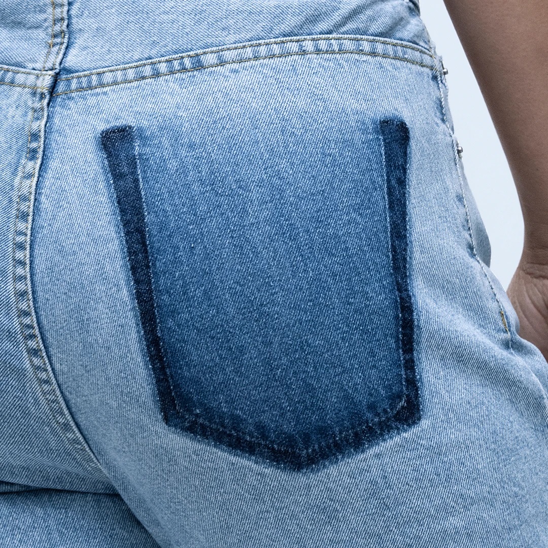 Erősen megosztó farmert csináltatott a Samsung 1