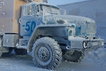 Élet-halál harc közlekedni a kőkemény orosz télben 