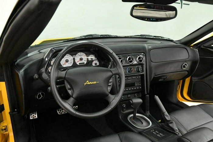 Ez a Ford prototípus mutatja, hogy nem mindenki találta el a retró stílust 5