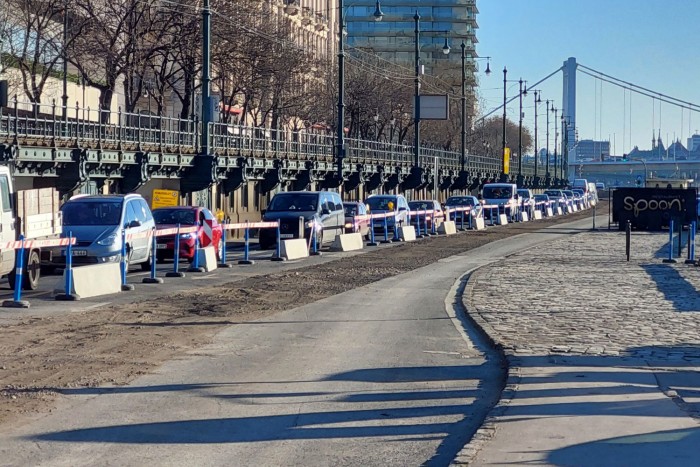 Megnéztük, milyen az új pesti rakpart autók nélkül 1 Megnéztük, milyen az új pesti rakpart autók nélkül 1