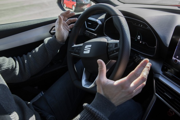 Robotautót fejleszt a SEAT 6