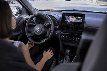 Újabb márka vezet be önvezető funkciókat