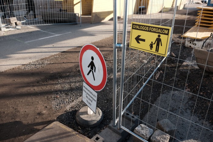 Megnéztük, milyen az új pesti rakpart autók nélkül 5 Megnéztük, milyen az új pesti rakpart autók nélkül 5