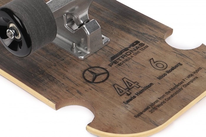 Gördeszkát csináltak Hamilton Mercedeséből 4 | Vezess Gördeszkát csináltak Hamilton Mercedeséből 4