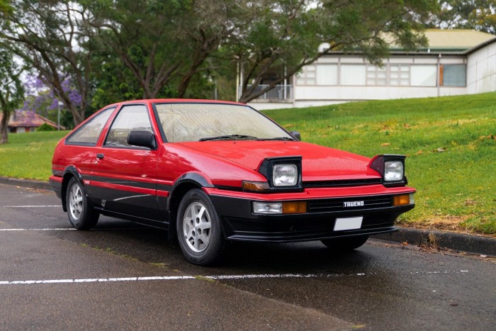 Bérelt helye lenne a garázsban ennek a Toyotának 9 | Vezess Bérelt helye lenne a garázsban ennek a Toyotának 9