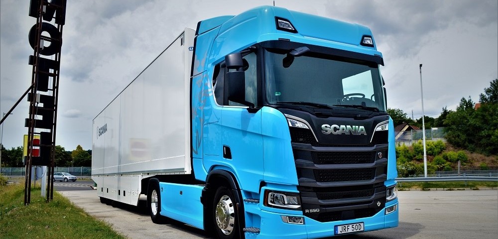 Alaposan visszafogták ennek a V8-as Scaniának az étvágyát