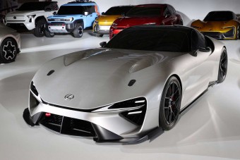 BMW-s élményre gyúr a Lexus?