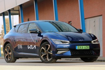 Felforgató villanyautó ért Magyarországra