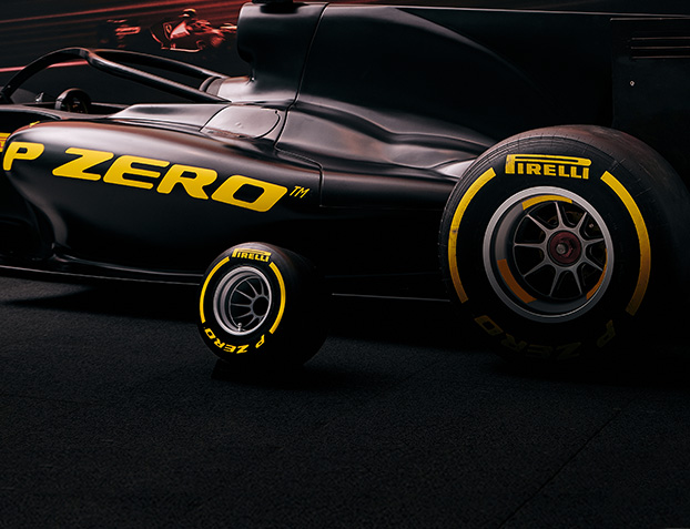 Elit luxuskütyü készül ezekből a miniatűr F1-es kerekekből 1 | Vezess Elit luxuskütyü készül ezekből a miniatűr F1-es kerekekből 1