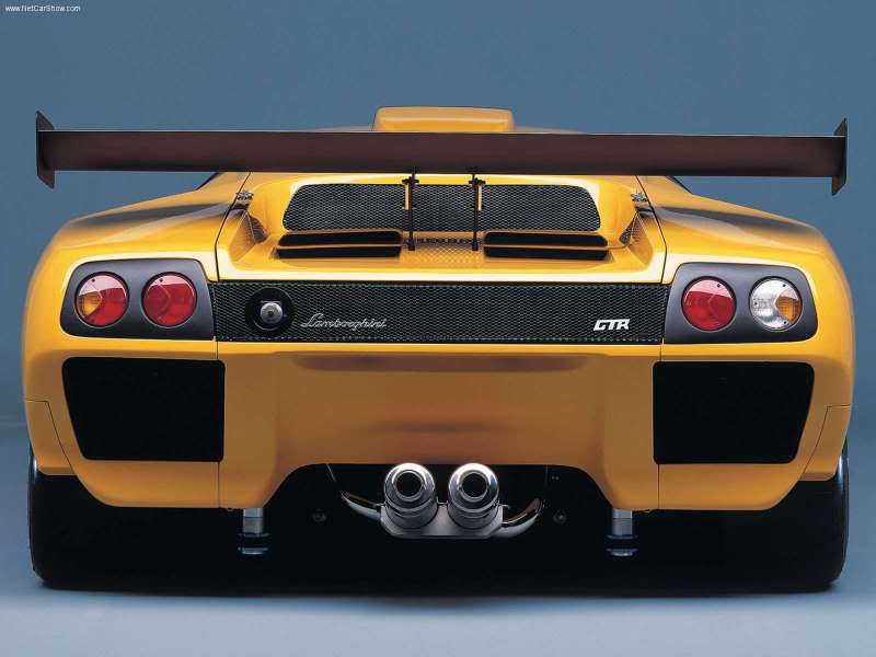 Észrevetted? Ez az apróság a trágyaszórók, kukásautók és a Pagani Zondák közös alkatrésze 1