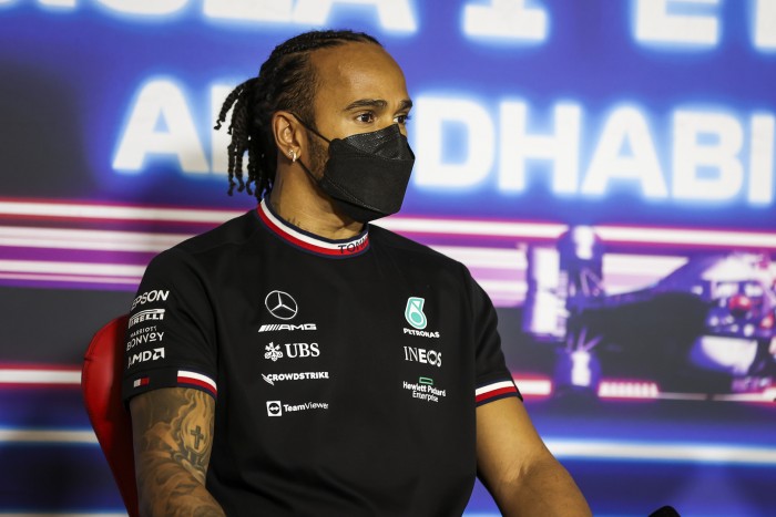 F1: Hamilton eltűnt, megszólalt a főnöke