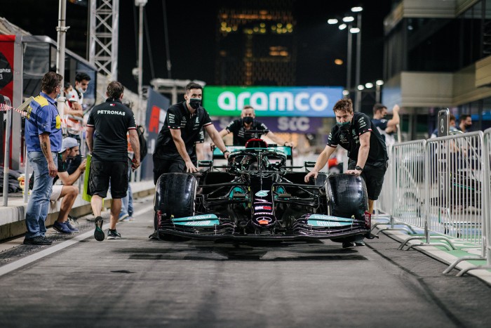 F1: Országos botrányt kavart a Mercedes szponzora