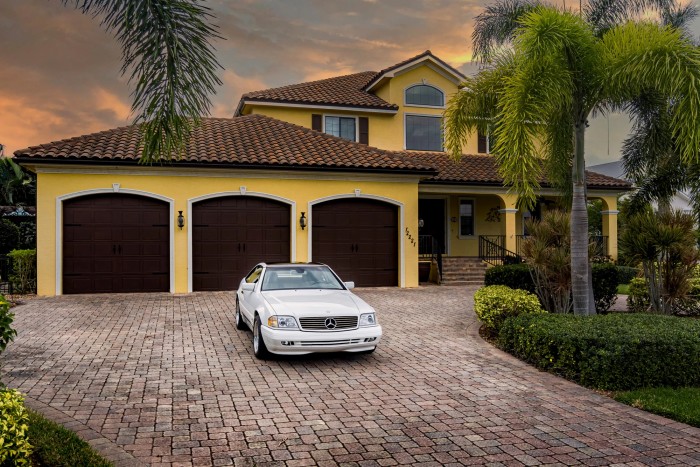 Irány Miami ezzel a Mercedes kabrióval! 9