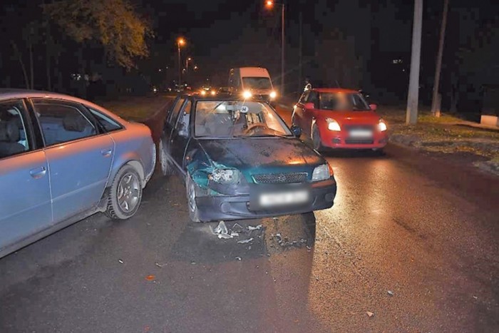 Pofozkodás Debrecenben: a Suzuki utasa többször megütötte az audist 1