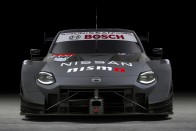 Kitúrták a helyéről a Nissan GT-R-t 14