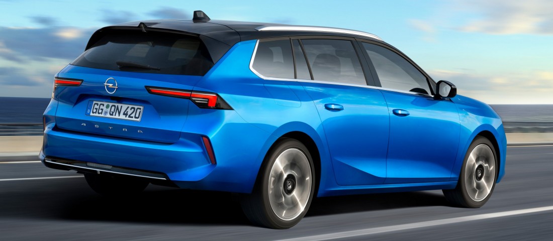 Megérkezett az Opel Astra kombi!