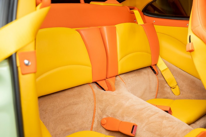 Káprázik a szem ettől a milliárdos sejk által rendelt Porsche-beltértől 4