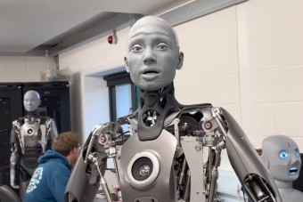 Félelmetesen emberszerű robotot készítettek 