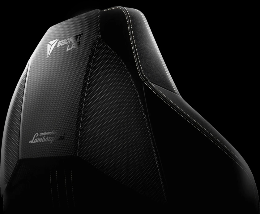 Lamborghini-ülésben játszhatod végig az újévet 1