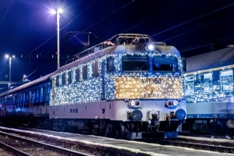 Különleges ünnepi szerelvény közlekedett a magyar vasútvonalakon 