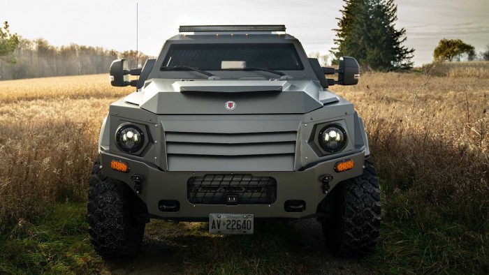 Amíg magnummal lőnek rád, addig ez a batár a te autód 1