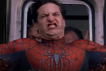 Véres halál jut osztályrészül Pókembernek ebben a videóban