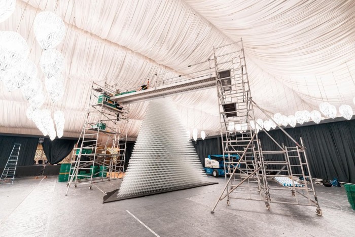 Rengeteg pezsgővel döntöttek újévi rekordot 7