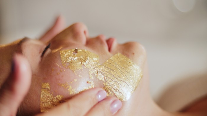 Igazi pezsgőfürdőt kínálnak ebben a hotelben 1 | Vezess Igazi pezsgőfürdőt kínálnak ebben a hotelben 1