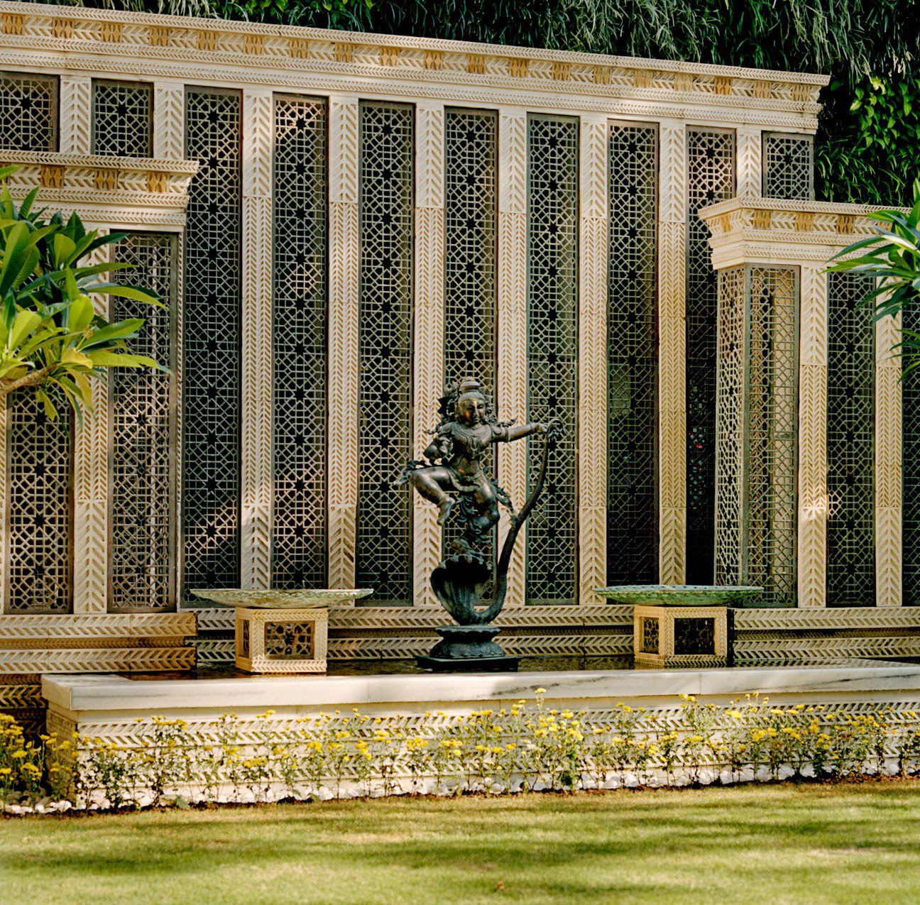 168 férőhelyes garázs is jár a világ legdrágább lakóházához 3 | Vezess 168 férőhelyes garázs is jár a világ legdrágább lakóházához 3